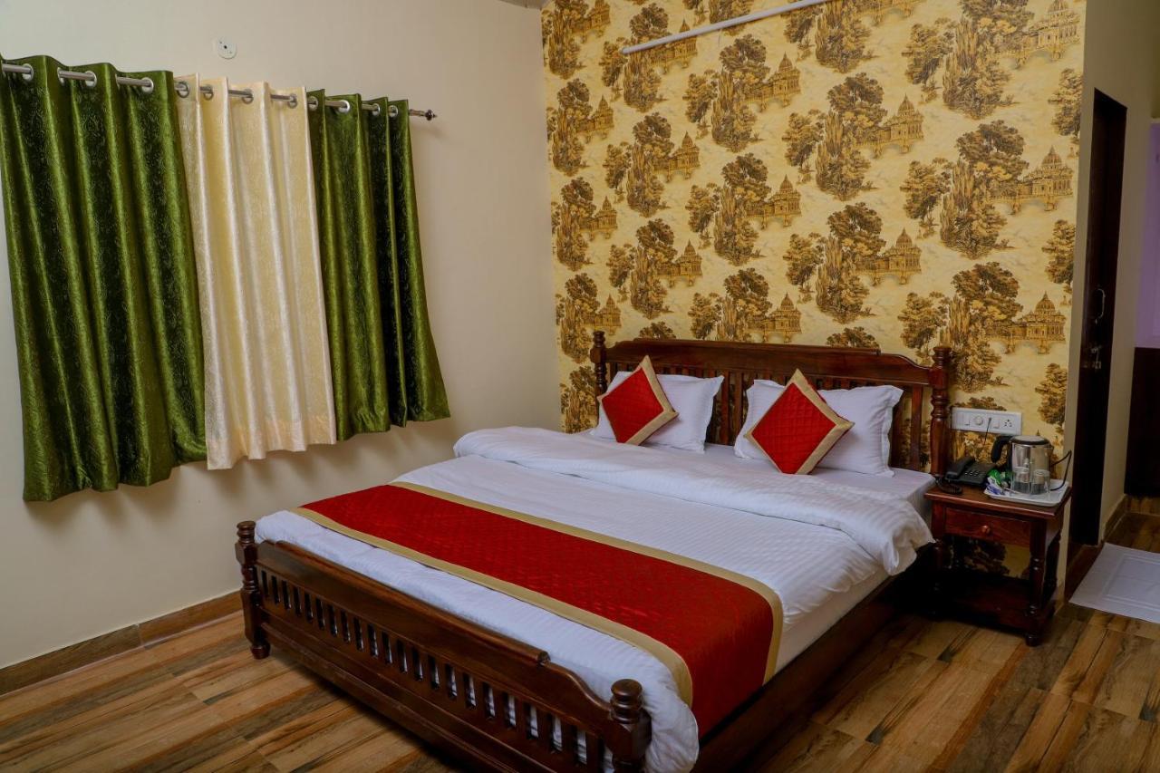 Hotel Yash Vilas ซาวาย มาโดปูร์ ภายนอก รูปภาพ