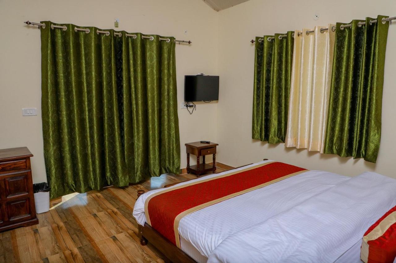 Hotel Yash Vilas ซาวาย มาโดปูร์ ภายนอก รูปภาพ
